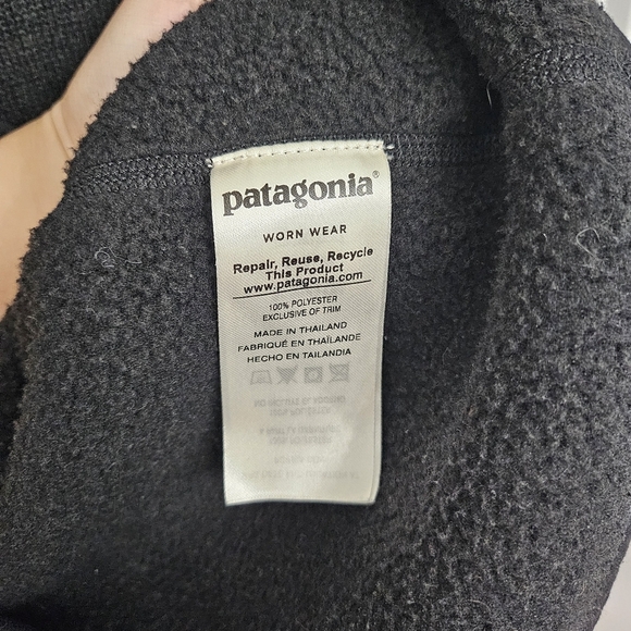 Patagonia Black Cowl Neck Sweater with Soft Fleece Texture and High Collar - Picture 6 of 7